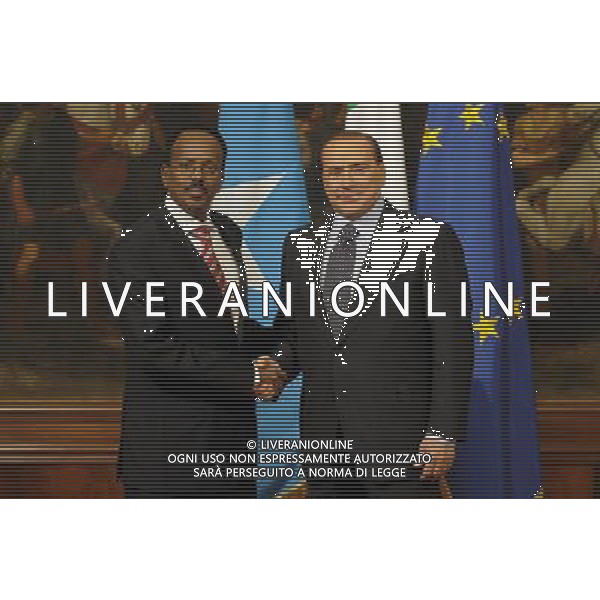Roma - 20/01/2011 - Palazzo Chigi - Il Presidente del Consiglio dei Ministri Silvio Berlusconi incontra il Primo Ministro di Somalia Mohammed Abdullahi Mohammed - nella foto: Silvio Berlusconi con il Primo Ministro Somalo Mohammed Abdullahi Mohammed © Fabrizio Corradetti - ag. Aldo Liverani sas