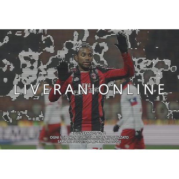 Milan - Bari Coppa Italia Tim Cup 20/01/2011 nella foto esultanza dopo il gol di robinho ©luzzani/Agenzia Aldo Liverani Sas