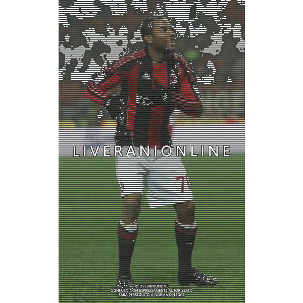 Milan - Bari Coppa Italia Tim Cup 20/01/2011 nella foto esultanza dopo il gol di robinho ©luzzani/Agenzia Aldo Liverani Sas
