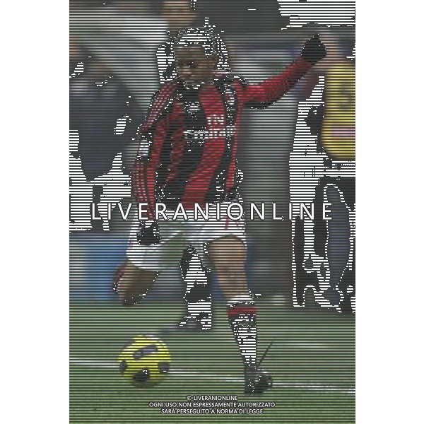 Milano 20-01-2011 Coppa Italia Tim Cup 2010/11 milan-bari nella foto robinho ph marco luzzani/ag aldo liverani s.a.s.