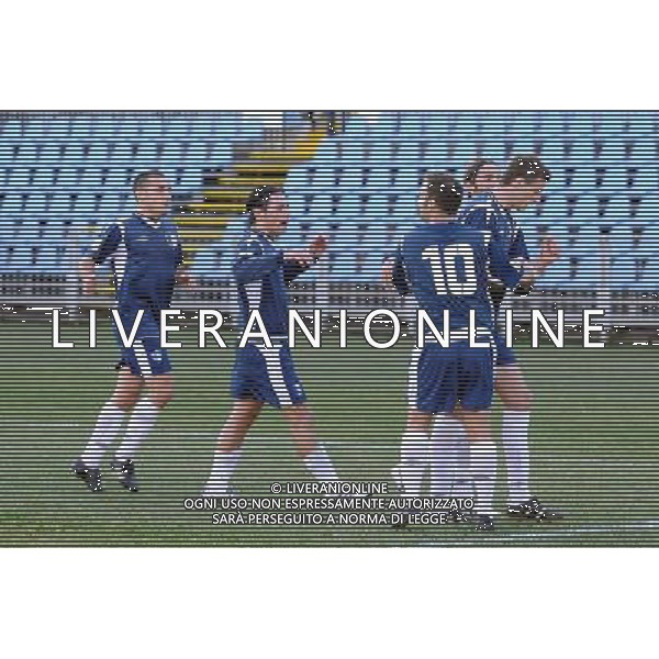 Roma - 15/01/2011 - Stadio Flaminio - Campionato Lega Pro 2010/2011 - Prima Divisione gir. B - Atletico Roma vs Pisa - nella foto: Esultanza dell\'Atletico Roma dopo il gol di Daniel Ciofani © Fabrizio Corradetti - ag. Aldo Liverani Sas