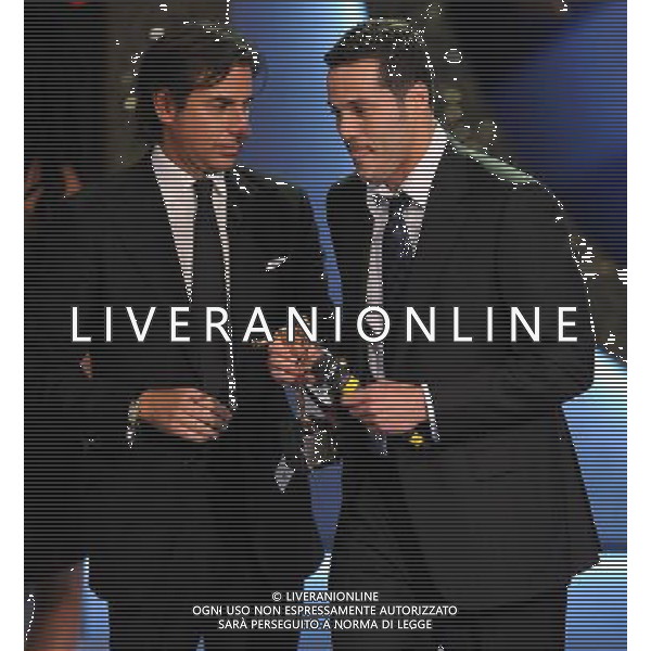 Oscar del Calcio AIC 2010 - 14Á Edizione Milano - 24.01.2011 Nella Foto:julio cesar con arbitro paparesta /Ph.Vitez-Ag. Aldo Liverani