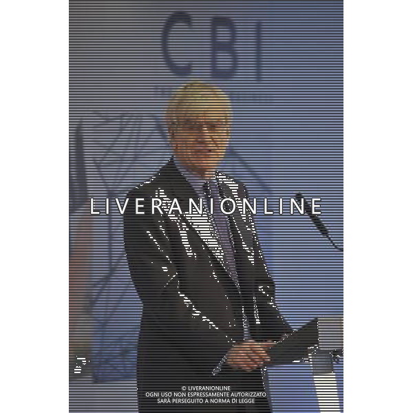 Sir Richard LambertÕs final speech at the CBI before his successor John Cridland takes over as the new CBI Director-General next Monday. Photo Shows; John Cridland introducing Sir Richard Lambert ©photoshot/Agenzia Aldo Liverani Sas - ITALY ONLY - Il discorso finale di Sir Richard Lambert al CBI prima dell\'introduzione del suo successore John Cridland che gli subentra come nuovo Direttore Generale della CBI