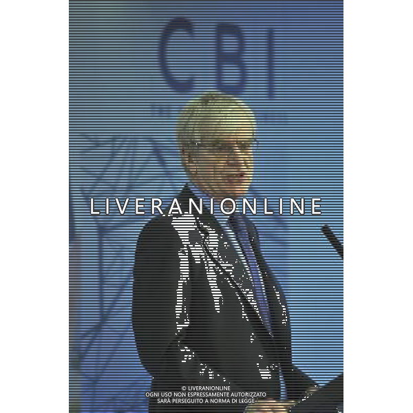 Sir Richard LambertÍs final speech at the CBI before his successor John Cridland takes over as the new CBI Director-General next Monday. Photo Shows; John Cridland introducing Sir Richard Lambert ©photoshot/Agenzia Aldo Liverani Sas - ITALY ONLY - Il discorso finale di Sir Richard Lambert al CBI prima dell\'introduzione del suo successore John Cridland che gli subentra come nuovo Direttore Generale della CBI