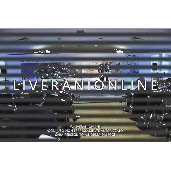 Sir Richard LambertÕs final speech at the CBI before his successor John Cridland takes over as the new CBI Director-General next Monday. Photo Shows; John Cridland introducing Sir Richard Lambert ©photoshot/Agenzia Aldo Liverani Sas - ITALY ONLY - Il discorso finale di Sir Richard Lambert al CBI prima dell\'introduzione del suo successore John Cridland che gli subentra come nuovo Direttore Generale della CBI