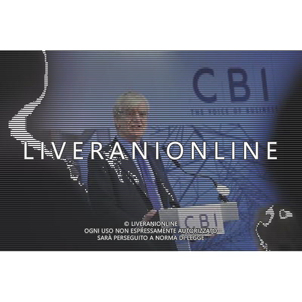 Sir Richard LambertÕs final speech at the CBI before his successor John Cridland takes over as the new CBI Director-General next Monday. Photo Shows; John Cridland introducing Sir Richard Lambert ©photoshot/Agenzia Aldo Liverani Sas - ITALY ONLY - Il discorso finale di Sir Richard Lambert al CBI prima dell\'introduzione del suo successore John Cridland che gli subentra come nuovo Direttore Generale della CBI