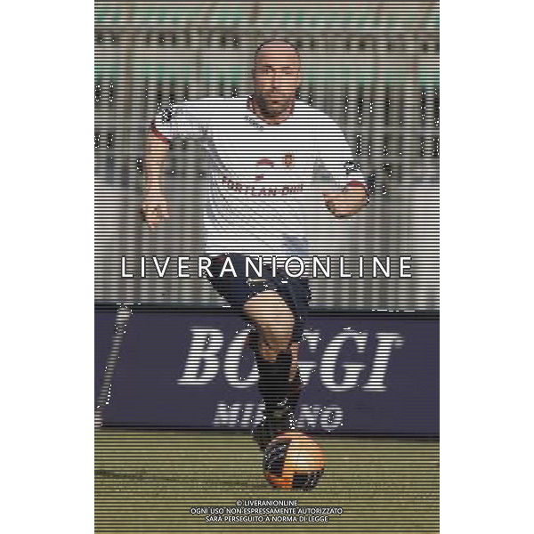 MONZA BRIANZA 23/01/2011 - MONZA BRIANZA VS REGGIANA - CAMPIONATO PRIMA DIVISIONE LEGA PRO 2010-2011 - NELLA FOTO: DAVIDE SAVERINO FOTO NANDO VESCUSIO / AGENZIA ALDO LIVERANI