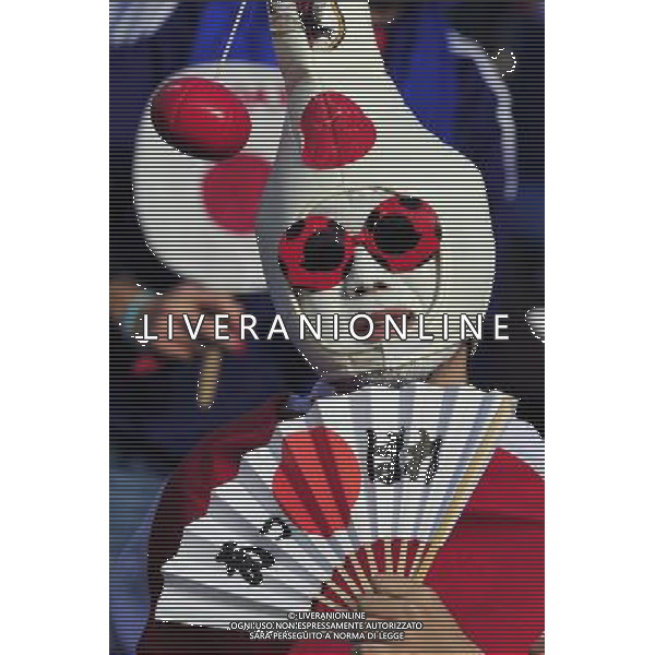 (110125) -- DOHA, Jan. 25, 2011 () -- A Japanese fan reacts before the semifinal between Japan and South Korea at the Asian Cup in Doha, capital of Qatar, Jan. 25, 2011. (/Tao Xiyi)(lm) Doha , Coppa d\'Asia 2011 semifinali Giappone vs Corea del Sud AG. ALDO LIVERANI SAS ITALY ONLY