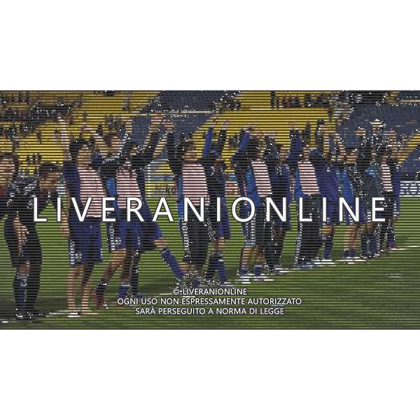 (110126) -- DOHA, Jan. 26, 2011 () --Players of Japan celebrate the victory during the semifinal match between Japan and South Korea at the Asian Cup in Doha, capital of Qatar, Jan. 25, 2011. Japan defeated South Korea 3-0 on penalties after a 2-2 draw to reach the Asian Cup final. (/Tao Xiyi)(xm) Doha , Coppa d\'Asia 2011 semifinali Giappone vs Corea del Sud AG. ALDO LIVERANI SAS ITALY ONLY