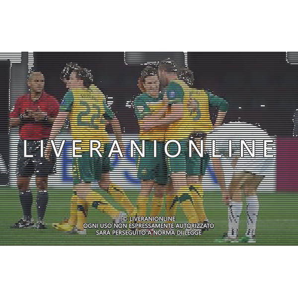 (110126) -- DOHA, Jan. 26, 2011 (Xinhua) -- Players of Australia celebrate the goal during the Asian Cup semifinal match between Uzbekistan and Australia in Doha, capital of Qatar, Jan. 25, 2011. Australia won 6-0 and advanced to the final. (Xinhua/Chen Shaojin) (xm) Doha Coppa d\'Asia 2011 Uzbekistan vs Australia AG. ALDO LIVERANI SAS ITALY ONLY