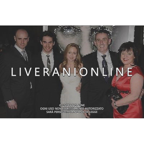 Colin O\'Donoghue and Family Photo by Gilbert Flores \'The Rite\' World Premiere at the Grauman\'s Chinese Theatre January 26, 2011 - Hollywood, California AG. ALDO LIVERANI SAS ITALY ONLY *** Local Caption ***