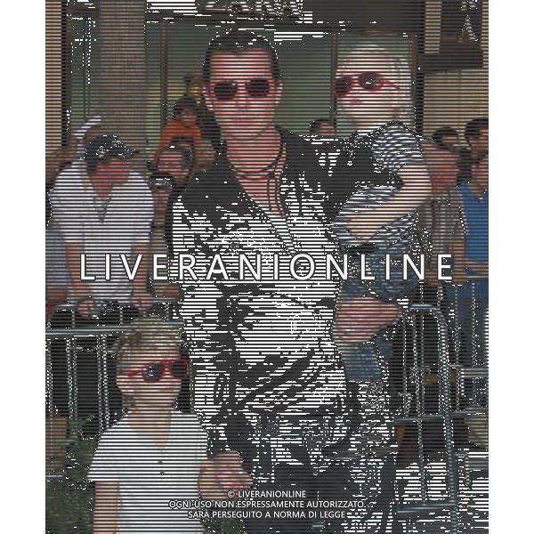 23 January 2011 - Hollywood, CA - Gavin Rossdale and sons Kingston Rossdale and Zuma Rossdale. Gnomeo And Juliette World Premiere held At The El Capitan Theatre. Photo Credit: Kevan Brooks/AdMedia AG. ALDO LIVERANI SAS ITALY ONLY