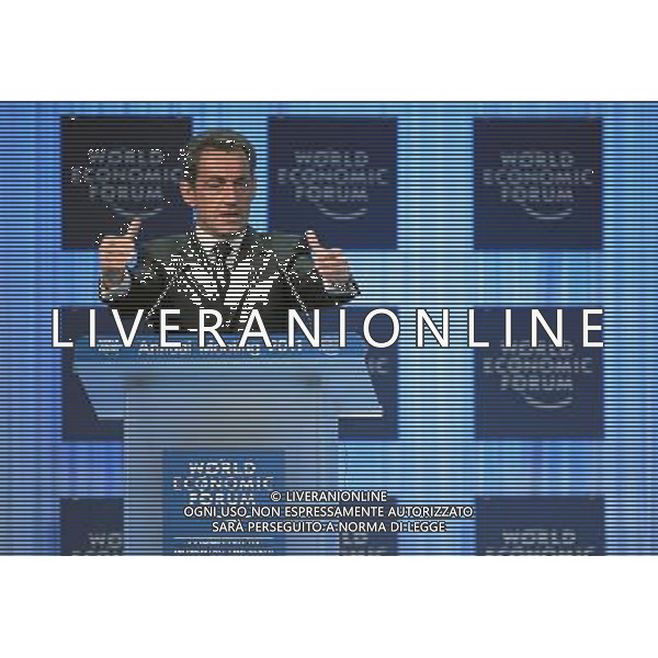 DAVOS/SWITZERLAND, 27JAN11 - Nicolas Sarkozy, President of France, gestures while speaking to the audience during the session \'Vision for the G20\' at the Annual Meeting 2011 of the World Economic Forum in Davos, Switzerland, January 27, 2011. World Economic Forum ©PHOTOSHOT/Agenzia Aldo Liverani Sas - ITALY ONLY - EDITORIAL USE ONLY -