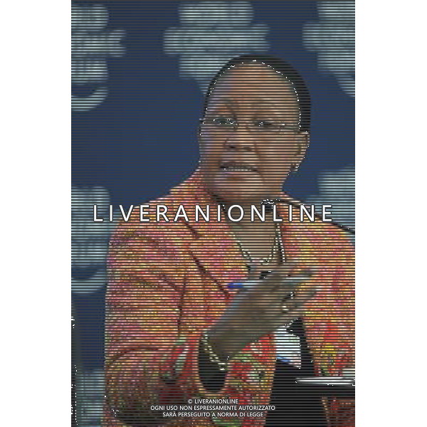 DAVOS/SWITZERLAND, 27JAN11 - Linah K. Mohohlo, Governor of the Bank of Botswana; Regional Agenda Council on Africa captured during the session \'How to Close the Gender Gap\' at the Annual Meeting 2011 of the World Economic Forum in Davos, Switzerland, January 27, 2011. World Economic Forum ©PHOTOSHOT/Agenzia Aldo Liverani Sas - ITALY ONLY - EDITORIAL USE ONLY -