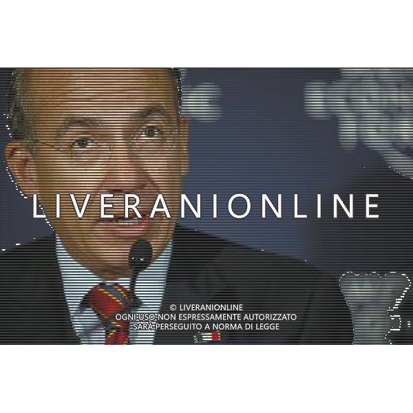 DAVOS/SWITZERLAND, 28JAN11 - Felipe Calderon, Predident of Mexico are captured during a press conference at the congress center during the Annual Meeting 2011 of the World Economic Forum in Davos, Switzerland, January 28, 2011. World Economic Forum ©PHOTOSHOT/Agenzia Aldo Liverani Sas - ITALY ONLY - EDITORIAL USE ONLY -