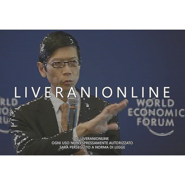 (110127) -- DAVOS, Jan. 27, 2011 () -- Tan Chorh Chuan, President of National University of Singapore, gestures during the Ideas Lab with Swiss Federal Institutes of Technology: The Future of Mobility at the Annual Meeting 2011 of the World Economic Forum in Davos, Switzerland, Jan. 27, 2011. (/World Economic Forum)(axy) ©PHOTOSHOT/Agenzia Aldo Liverani Sas - ITALY ONLY - EDITORIAL USE ONLY -