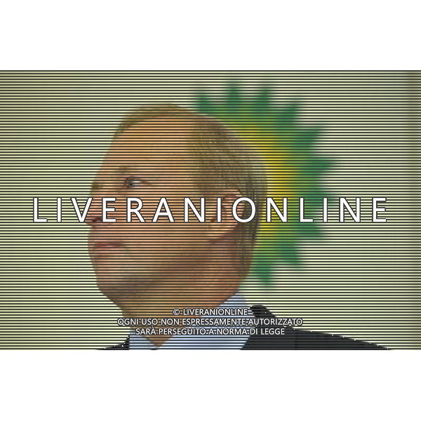 BP\'s chief executive, Robert Dudley speaking at a press conference in London this morning BP has released Q4 results this morning, reporting net income of $5.57 billion versus $4.3 billion last year. The company reported a full-year loss of $3.72 billion versus a profit of $16.58 billion in 2009. The group income statement for Q4 and full-year reflects a pre-tax charge of $1 billion and $40.9 billion respectively related to the Gulf of Mexico oil spill, with all charges relating to the incident have being treated as non-operating items. The company announced the resumption of quarterly dividend payments, with a 7c per share dividend to be paid on Mar. 28 this year. The company said that following a strategic review, it intends to divest the Texas City refinery and the southern part of its US West Coast Fuels Value Chain, including the Carson refinery, by the end of 2012 subject to all necessary legal and regulatory approvals, adding that it will ensure current obligations at Texas City are fulfilled. ©photoshot/Agenzia Aldo Liverani Sas - ITALY ONLY - Conferenza stampa dell\'Amministratore delegato di BP, Robert Dudley per relazionare la perdita annuale dopo i costi di sversamento di petrolio nel golfo del messico -Londra 01/02/2011