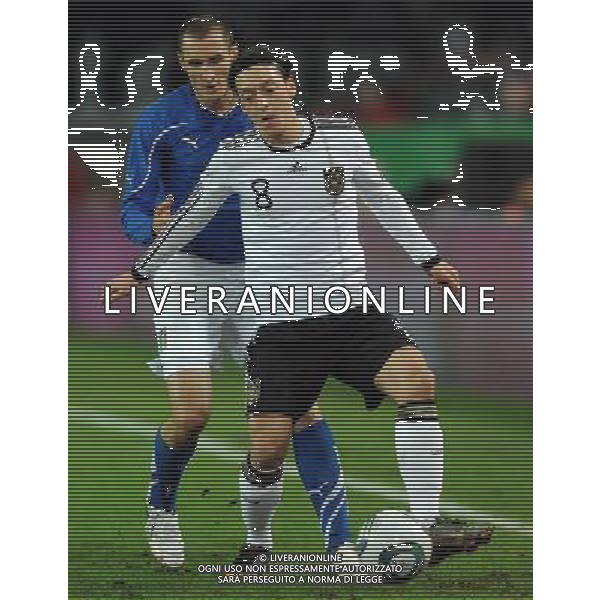 Amichevole Internazionale Dortmund (Germania) - 09.02.2011 Germania-Italia Nella Foto:ozil e chiellini /Ph.Vitez-Ag. Aldo Liverani