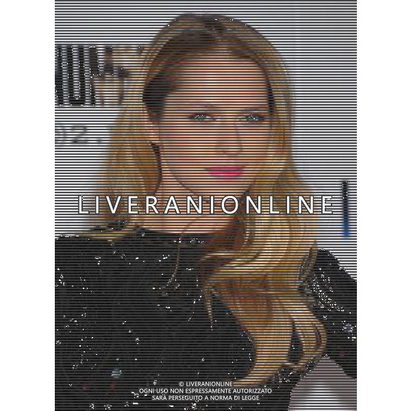 Teresa Palmer Photo by Gilbert Flores \'I Am Number Four\' World Premiere at the Village Theatre February 9, 2011 - Westwood, California AG. ALDO LIVERANI SAS ITALY ONLY
