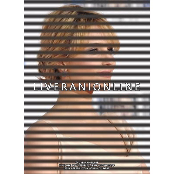 Dianna Agron Photo by Gilbert Flores \'I Am Number Four\' World Premiere at the Village Theatre February 9, 2011 - Westwood, California AG. ALDO LIVERANI SAS ITALY ONLY