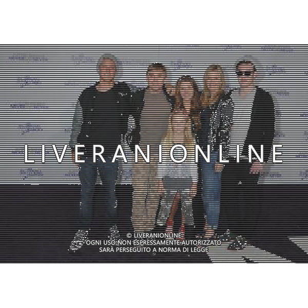 8 February 2011 - Los Angeles, California - Rick Schroder and family. \'Justin Bieber: Never Say Never\' Los Angeles Premiere held at Nokia Theater L.A. Live. Photo Credit: Byron Purvis/AdMedia AG. ALDO LIVERANI SAS ITALY ONLY *** Local Caption ***