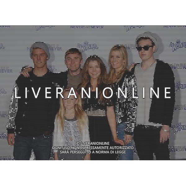 Rick Schroder and family Photo by Janet Gough \'Justin Bieber: Never Say Never\' Los Angeles Premiere at the Nokia Theater L.A. Live February 8, 2011 - Los Angeles, California AG. ALDO LIVERANI SAS ITALY ONLY *** Local Caption ***