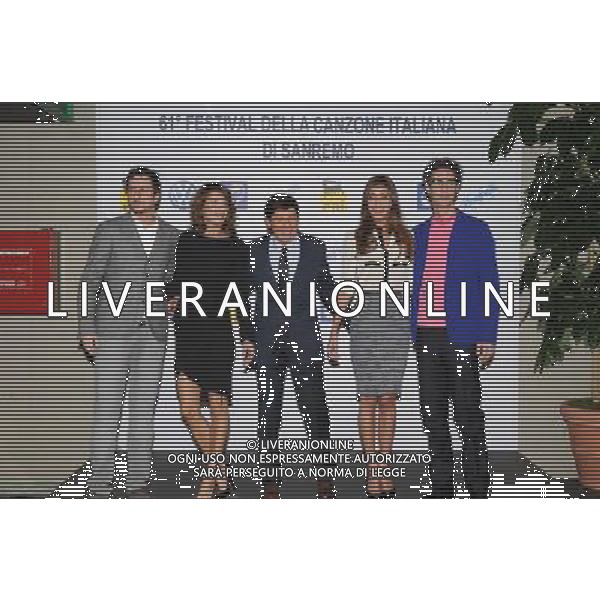 SANREMO 14 FEBBRAIO 2011 61mo FESTIVAL DELLA CANZONE ITALIANA CONFERENZA STAMPA DI PRESENTAZIONE UFFICIALE NELLLA FOTO LUCA BIZZARRI , ELISABETTA CANALIS , GIANNI MORANDI , BELEN RODRIGUEZ , PAOLO KESSISOGLU FOTO GAZZANICA/AG. ALDO LIVERANI SAS