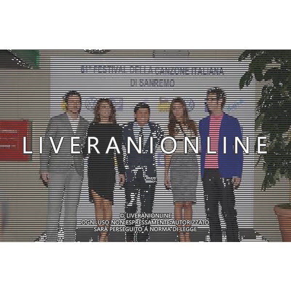 SANREMO 14 FEBBRAIO 2011 61mo FESTIVAL DELLA CANZONE ITALIANA CONFERENZA STAMPA DI PRESENTAZIONE UFFICIALE NELLLA FOTO LUCA BIZZARRI , ELISABETTA CANALIS , GIANNI MORANDI , BELEN RODRIGUEZ , PAOLO KESSISOGLU FOTO GAZZANICA/AG. ALDO LIVERANI SAS