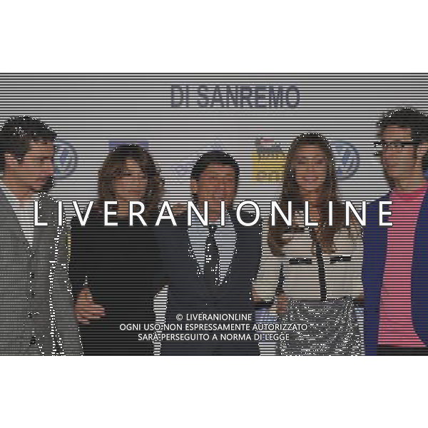 SANREMO 14 FEBBRAIO 2011 61mo FESTIVAL DELLA CANZONE ITALIANA CONFERENZA STAMPA DI PRESENTAZIONE UFFICIALE NELLLA FOTO LUCA BIZZARRI , ELISABETTA CANALIS , GIANNI MORANDI , BELEN RODRIGUEZ , PAOLO KESSISOGLU FOTO GAZZANICA/AG. ALDO LIVERANI SAS