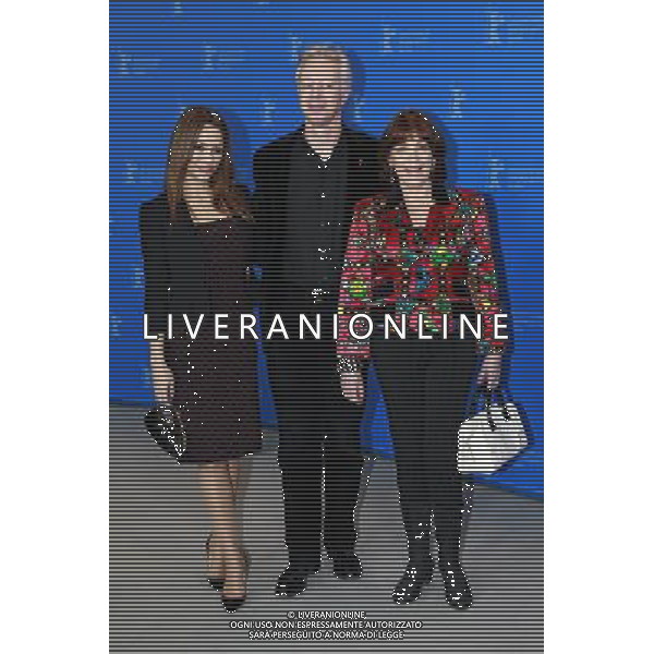 Natalia Verbeke, director Philippe Le Guay and Carmen Maura during the photocall for \'Les femmes du 6eme etage / Service Entrance\' at the Berlinale 2011, 61. Internationale Filmfestspiele Berlin / 61st Berlin International Film Festival FESTIWAL FILMOWY BERLINALE PREMIERA FILMU CZERWONY DYWAN FOT. FUTURE IMAGE/NEWSPIX.PL ITALY ONLY !!! --- Newspix.pl /AG ALDO LIVERANI CINEMA BERLINALE CINEMA FESTIVAL - ITALY ONLY - *** Local Caption *** .