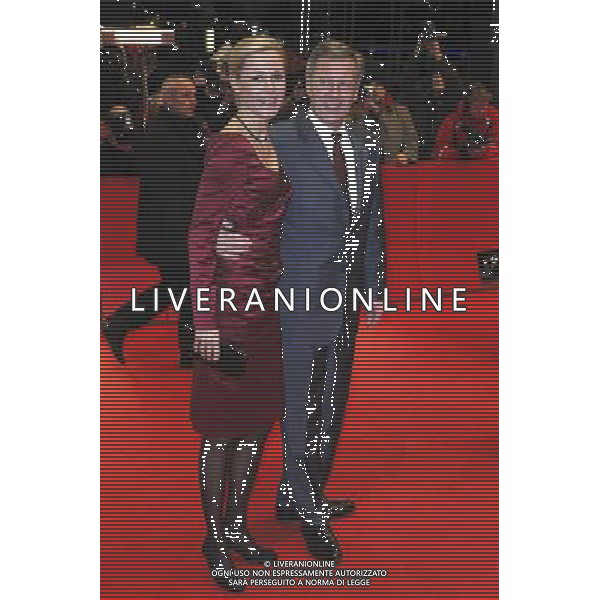 President of Germany Christian Wulff with wife Bettina attending the Red Carpet of the film \'Pina 3D\' during 61st International Film Festival in Berlin / Berlinale 2011 FESTIWAL FILMOWY BERLINALE PREMIERA FILMU CZERWONY DYWAN FOT. FUTURE IMAGE/NEWSPIX.PL ITALY ONLY !!!! --- Newspix.pl /AG ALDO LIVERANI CINEMA BERLINALE CINEMA FESTIVAL - ITALY ONLY - *** Local Caption *** .