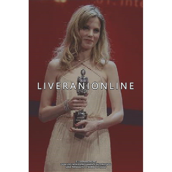 Sylvia Hoeks (Netherlands). Europe\'s most promising young actors receive the Shooting Star awards 2011 at the Berlinale 2011, 61. Internationale Filmfestspiele Berlin / 61st Berlin International Film Festival. FESTIWAL FILMOWY W BERLINIE 2011 NAGRODY DLA MLODYCH AKTOROW FOT. FUTURE IMAGE/NEWSPIX.PL ITALY ONLY !!! --- Newspix.pl /AG ALDO LIVERANI CINEMA BERLINALE CINEMA FESTIVAL - ITALY ONLY - *** Local Caption *** .
