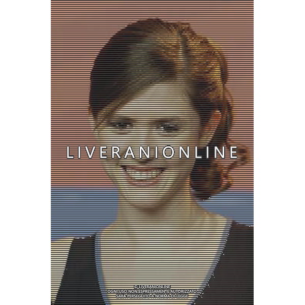 Actress Emily Cox during the press conference for \'Die Vaterlosen / The Fatherless\' at the Berlinale 2011, 61. Internationale Filmfestspiele Berlin / 61st Berlin International Film Festival FESTIWAL FILMOWY BERLINALE PREMIERA FILMU FOT. FUTURE IMAGE/NEWSPIX.PL ITALY ONLY !!! --- Newspix.pl /AG ALDO LIVERANI CINEMA BERLINALE CINEMA FESTIVAL - ITALY ONLY - *** Local Caption *** .