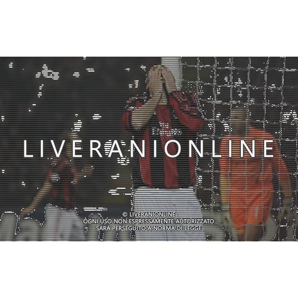 MILAN-TOTTENHAM HOTSPUR 15/02/2011 CHAMPIONS LEAGUE NELLA FOTO delusione yepes mario FOTO MARCO LUZANI-AG ALDO LIVERANI 