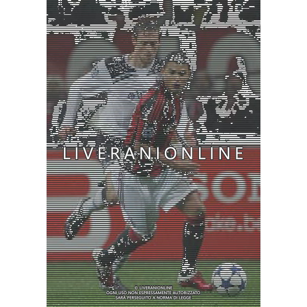Milano 15-02-2011 Champions League 2010/11 milan-tottenham 0:1 nella foto thiago silva e peter crouch ph marco luzzani/ag aldo liverani s.a.s.
