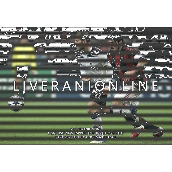 Milano 15-02-2011 Champions League 2010/11 milan-tottenham 0:1 nella foto rafael van der vaart e gennaro gattuso ph marco luzzani/ag aldo liverani s.a.s.