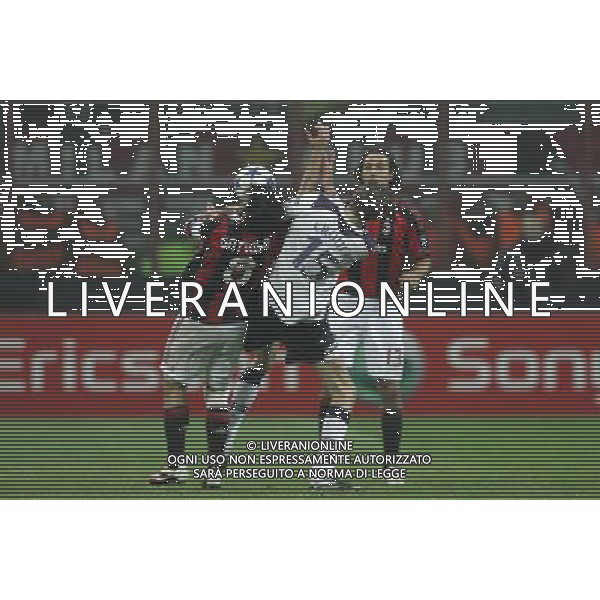 Milano 15-02-2011 Champions League 2010/11 milan-tottenham 0:1 nella foto gennaro gattuso e peter crouch ph marco luzzani/ag aldo liverani s.a.s.