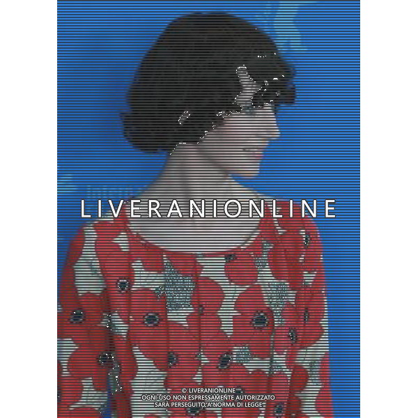 (110216) -- BERLIN, Feb. 16, 2011 () -- Director Miranda July poses during the movie \'The Future\' photocall at the 61st Berlin International Film Festival at the Grand Hyatt in Berlin, capital of Germany, Feb. 15, 2011. (/Luo Huanhuan) (msq) AG. ALDO LIVERANI SAS ITALY ONLY