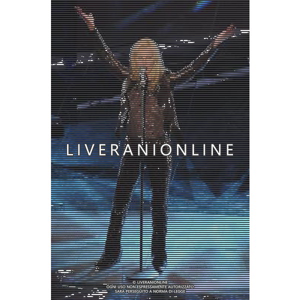 61mo FESTIVAL DELLA CANZONE ITALIANA DI SANREMO 16/02/2011 SECONDA SERATA NELLA FOTO PATTY PRAVO ©GAZZANIGA/AGENZIA ALDO LIVERANI SAS