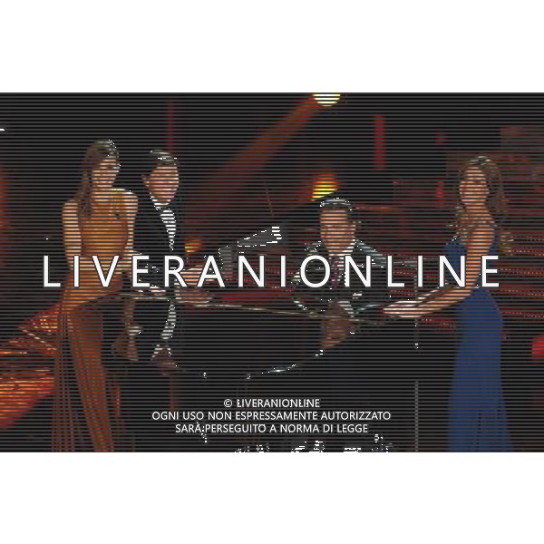 61mo FESTIVAL DELLA CANZONE ITALIANA DI SANREMO 16/02/2011 SECONDA SERATA NELLA FOTO ANDY GARCIA CON GIANNI MORANDI, ELISABETTA CANALIS E BELEN RODRIGUEZ ©GAZZANIGA/AGENZIA ALDO LIVERANI SAS
