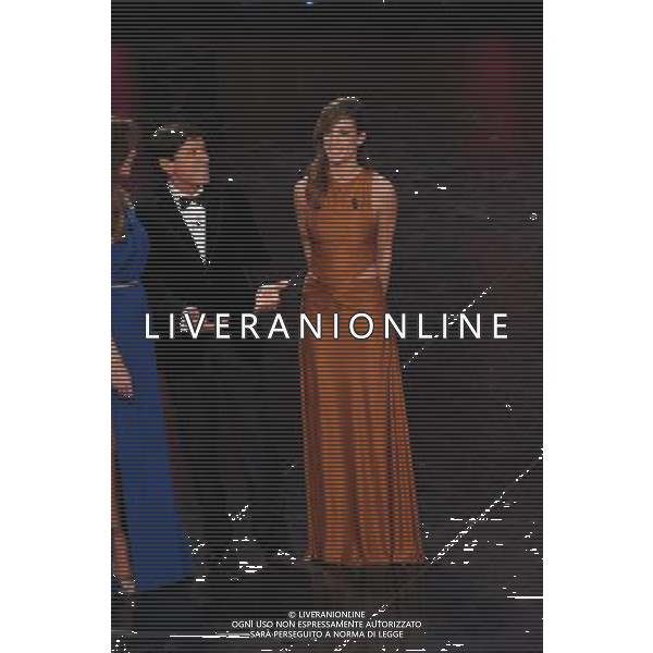 61mo FESTIVAL DELLA CANZONE ITALIANA DI SANREMO 16/02/2011 SECONDA SERATA NELLA FOTO GIANNI MORANDI CON BELEN RODRIGUEZ E ELISABETTA CANALIS ©GAZZANIGA/AGENZIA ALDO LIVERANI SAS