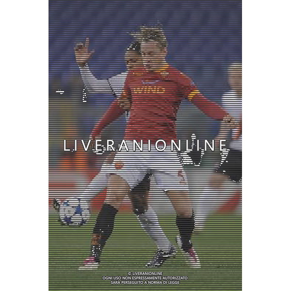 Roma - 16/02/2010 - Stadio Olimpico - Uefa Champions League 2010-2011 - Ottavi di finale andata - Roma vs Shakhtar Donetsk - nella foto: Philippe Mexes © Fabrizio Corradetti - ag.Aldo Liverani sas