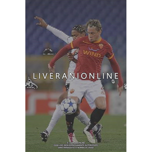 Roma - 16/02/2010 - Stadio Olimpico - Uefa Champions League 2010-2011 - Ottavi di finale andata - Roma vs Shakhtar Donetsk - nella foto: Philippe Mexes © Fabrizio Corradetti - ag.Aldo Liverani sas