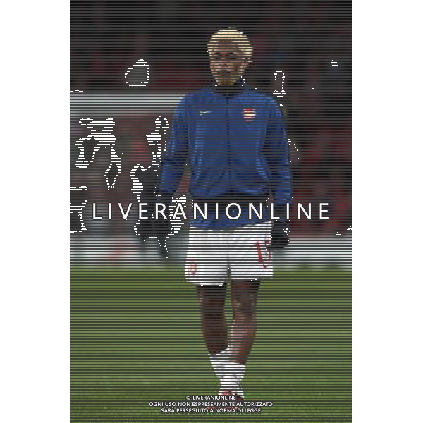  16.02.2011 - LONDON - UEFA CHAMPIONS LEAGUE MATCH - LEG 1 - ARSENAL V BARCELONA - EMIRATES STADIUM - ARSENAL - LONDON NELLA FOTO ALEX SONG FOT. PIOTR KUCZA/NEWSPIX.PLK/ AG ALDO LIVERANI ONLY ITALY 