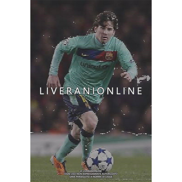 Barcelona\'s Lionel Messi leads the ball during the UEFA Champions League first round of 16 match between Arsenal and Barcelona FC in the Emirates Stadium, north London, Britain, 16 February 2011. AG. ALDO LIVERANI SAS ITALY ONLY