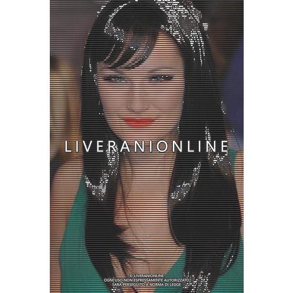 Sam Faiers, Never Say Never Premiere, O2 Arena, London. 16.02.11 AG. ALDO LIVERANI SAS ITALY ONLY *** Local Caption *** .