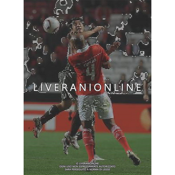 20110217: LISBON, PORTUGAL - SL Benfica vs VfB Stuttgart: Europa League 2010/2011, 1/16 finals, 1st leg. In picture: Luisao (Benfica) and Okazaki (Stuttgart). PHOTO: Alvaro Isidoro/CITYFILES -AG ALDO LIVERANI 