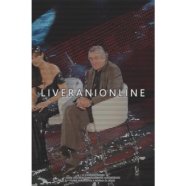 61mo FESTIVAL DELLA CANZONE ITALIANA DI SANREMO 18/02/2011 - QUARTA SERATA NELLA FOTO ROBERT DE NIRO CON MONICA BELLUCCI ©GAZZANIGA/AGENZIA ALDO LIVERANI SAS