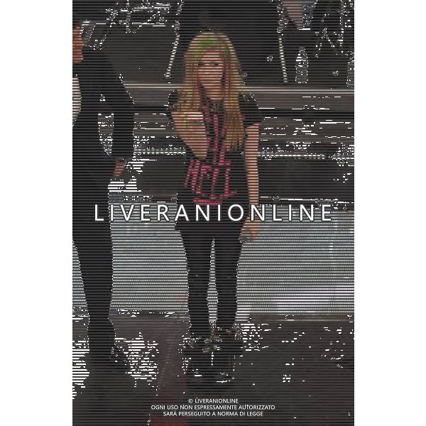 61mo FESTIVAL DELLA CANZONE ITALIANA DI SANREMO 19/02/2011 - QUINTA ED ULTIMA SERATA NELLA FOTO AVRIL LAVIGNE ©GAZZANIGA/AGENZIA ALDO LIVERANI SAS