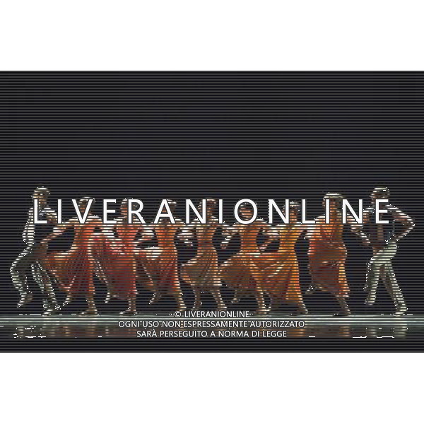 COMPAGNIA MVULA SUNGANI IN NON SOLO BOLERO CONCERTO GRAN TEATRO PADOVA NELLA FOTO: COMPAGNIA MVULA SUNGANI IN NON SOLO BOLERO @ CRISTINA CHECCHETTO - AG. ALDO LIVERANI